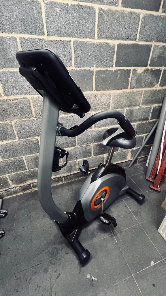 Vélo d'intérieur de la marque PRO FORM 755, Sports & Fitness, Vélo de bureau, Jambes, Enlèvement, Utilisé