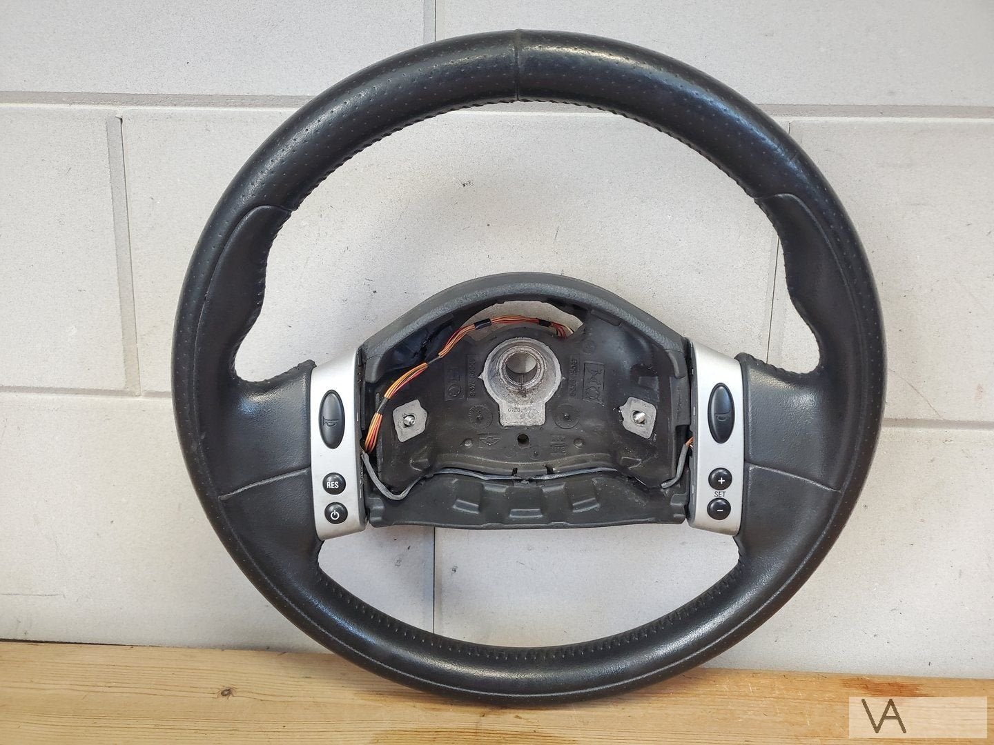 Mini R50 R53 2 spaak stuur geperforeerd met knoppen Cooper S, -, -, -, Enlèvement ou Envoi