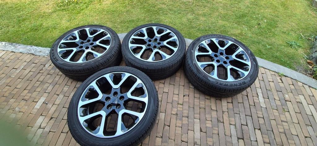 Jeep licht metale velgen met sensor 19 inch, Auto-onderdelen, Banden en Velgen, Gebruikt, Velg(en), 235 mm, Personenwagen