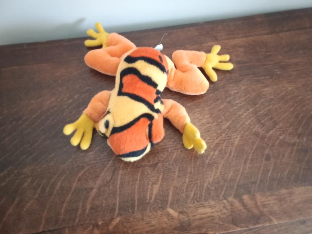 Peluche grenouille taille 10 cm, Enfants & Bébés, Jouets | Peluches, Grenouille
