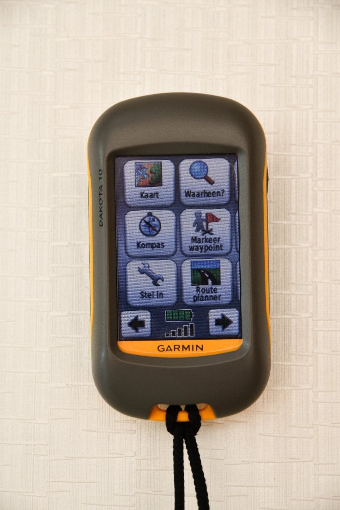 Wandel en fiets GPS Garmin dakota 10, Sport en Fitness, Bergsport en Wandelen, Zo goed als nieuw, Navigatie of Gps, Ophalen