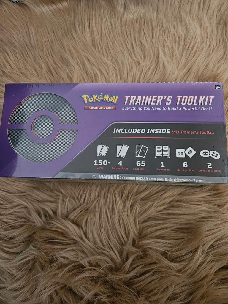 Pokémon Trainers Toolkit 2022 SEALED, Ophalen of Verzenden