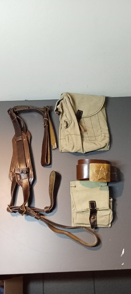 Brelage soviétique, Collections, Objets militaires | Général, Enlèvement ou Envoi, Armée de terre, Vêtements ou Chaussures