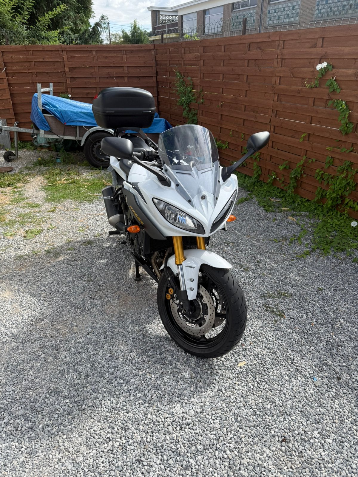 Vend moto FZ8 ABS, Motos, Motos | Yamaha, Poignées chauffantes, Tourisme, 800 cm³, 4 cylindres