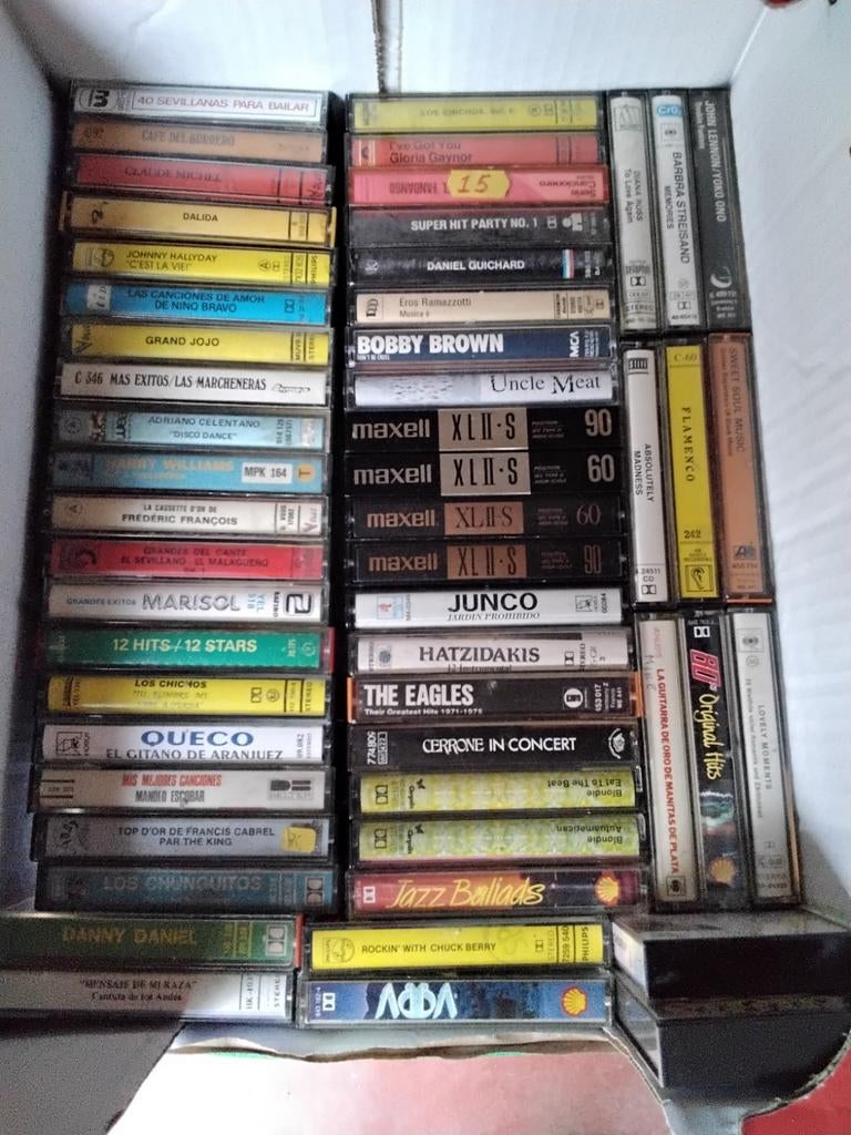 Lot de 140 cassette audio, Enlèvement