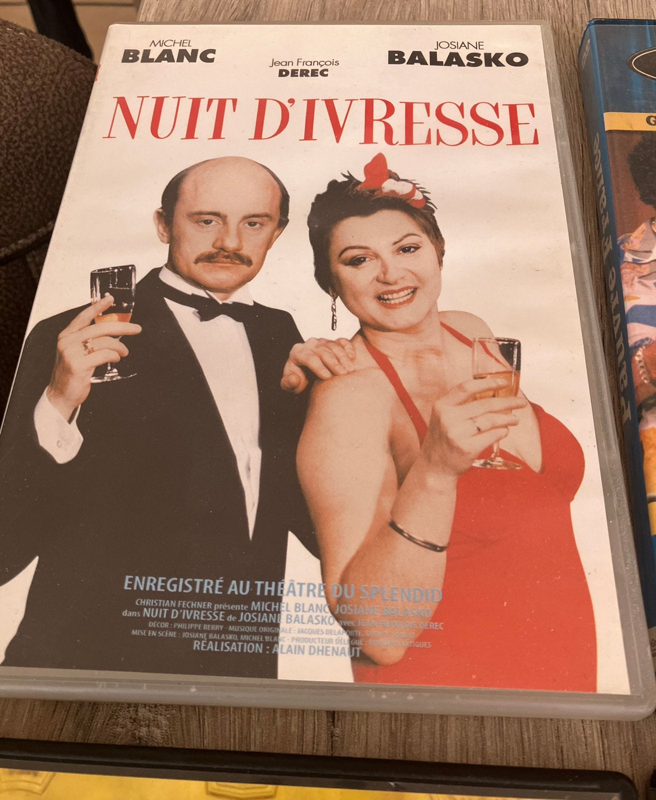 7 DVD DONT 2 COFFRETS  DONC 10 DVD POUR 10 EUROS, Enlèvement, Comme neuf