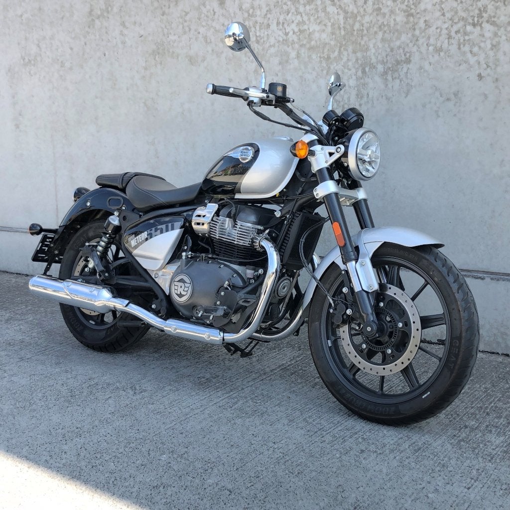 ROYAL ENFIELD SUPER METEOR 650 2026 GEKEURD GARANTIE, Tourisme, Entreprise, Occasion, 2 cylindres