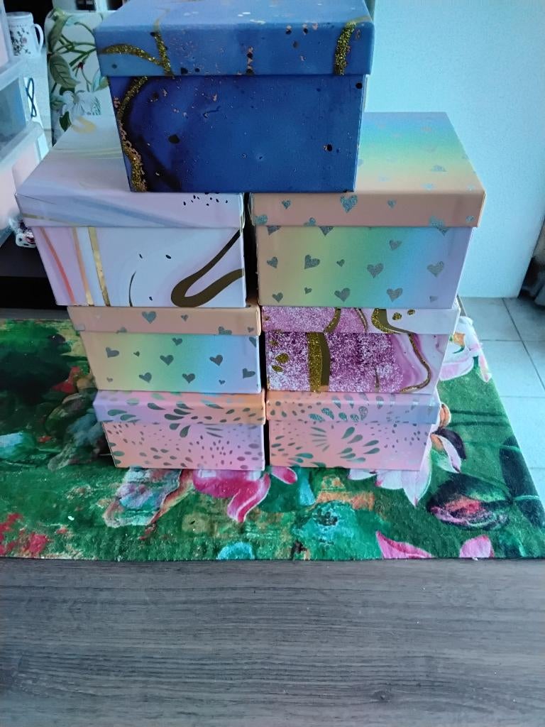 Knutselspullen 7 dozen lege dozen 5 euro, Ophalen, Nieuw, Knutselwerk