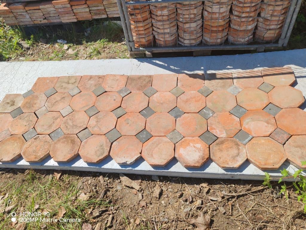 Terracotta vloer, Ophalen