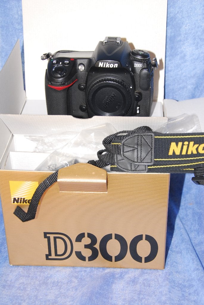 Nikon D 300, TV, Hi-fi & Vidéo, Enlèvement ou Envoi, Comme neuf, Reflex miroir, Nikon