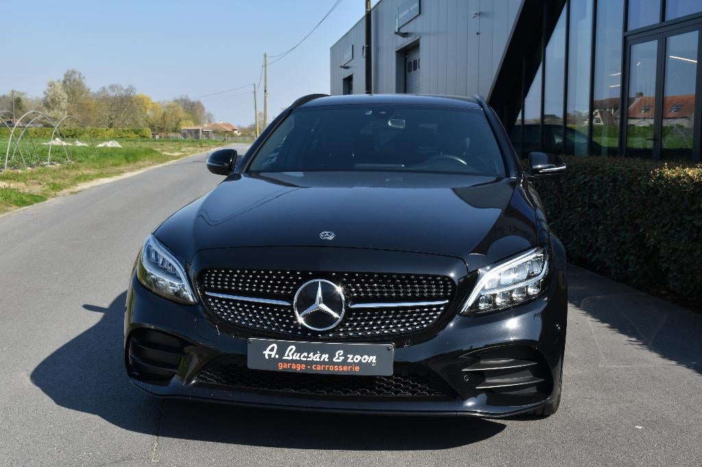 MERCEDES BENZ C 180 d AMG PACK / CAMERA /NAVI /PDC/TOPSTAAT, Auto's, Mercedes-Benz, Lane Keeping Assist, 4 cilinders, Zwart, Leder
