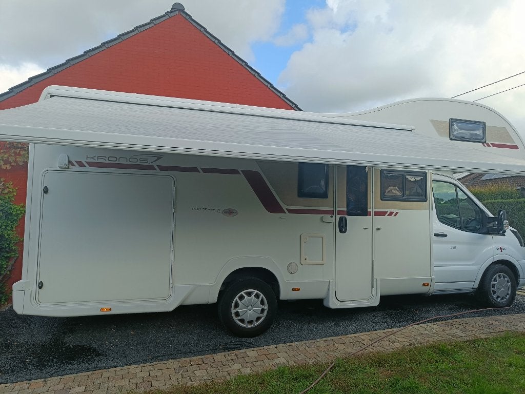 mobilhome Kronos 290 M, Chemisch toilet, Alkoof, Ford, Particulier