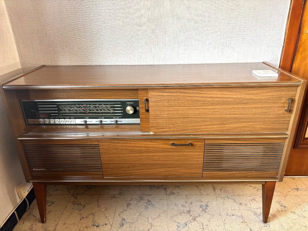 Vintage radio/platenspeler- meubel jaren 60, Audio, Tv en Foto, Ophalen, Gebruikt, Overige typen
