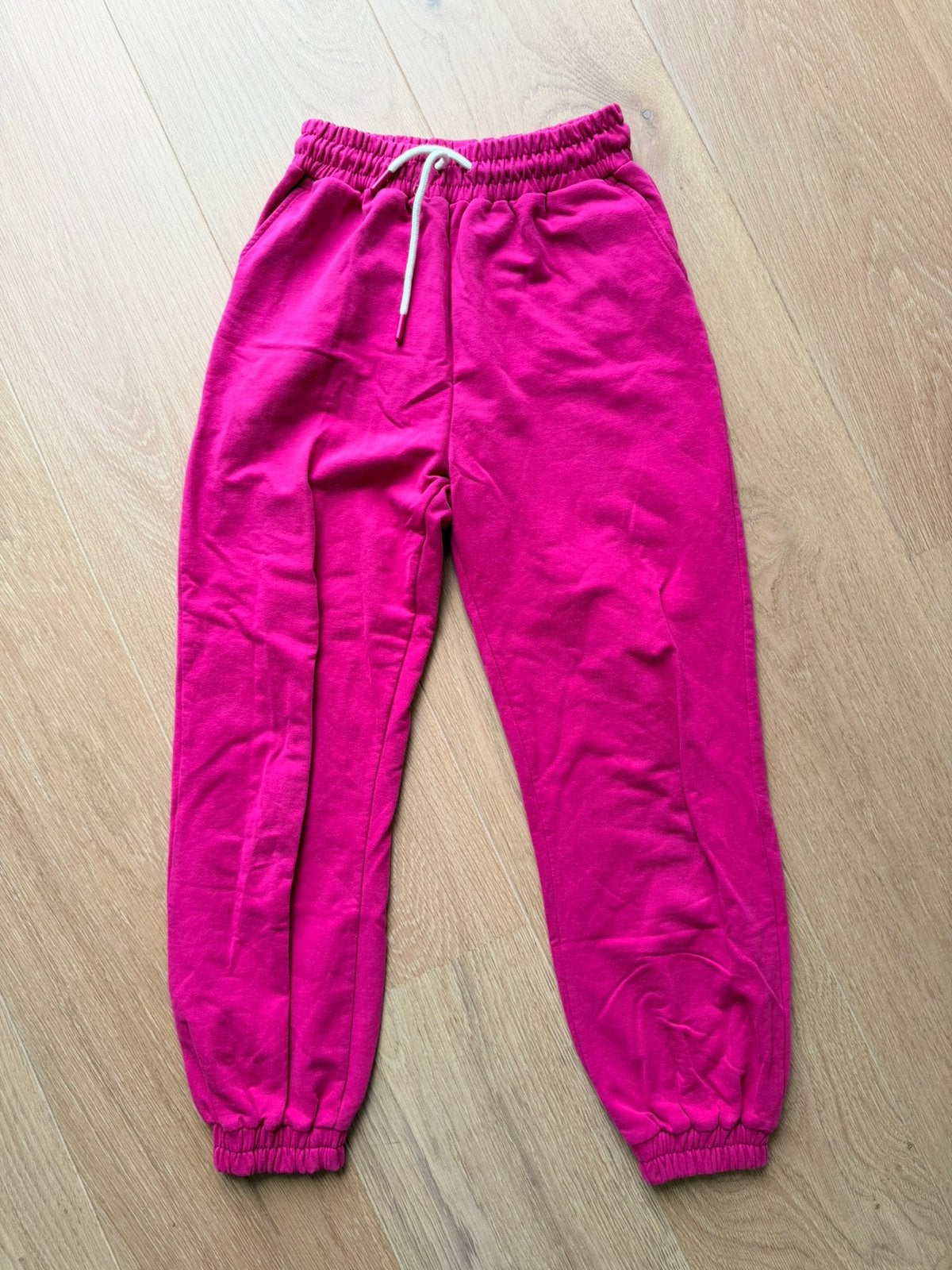 Trainingsbroek van Camille maat 146 (11 jaar), Kinderen en Baby's, Ophalen of Verzenden, Zo goed als nieuw, Jongen of Meisje, Sport- of Zwemkleding
