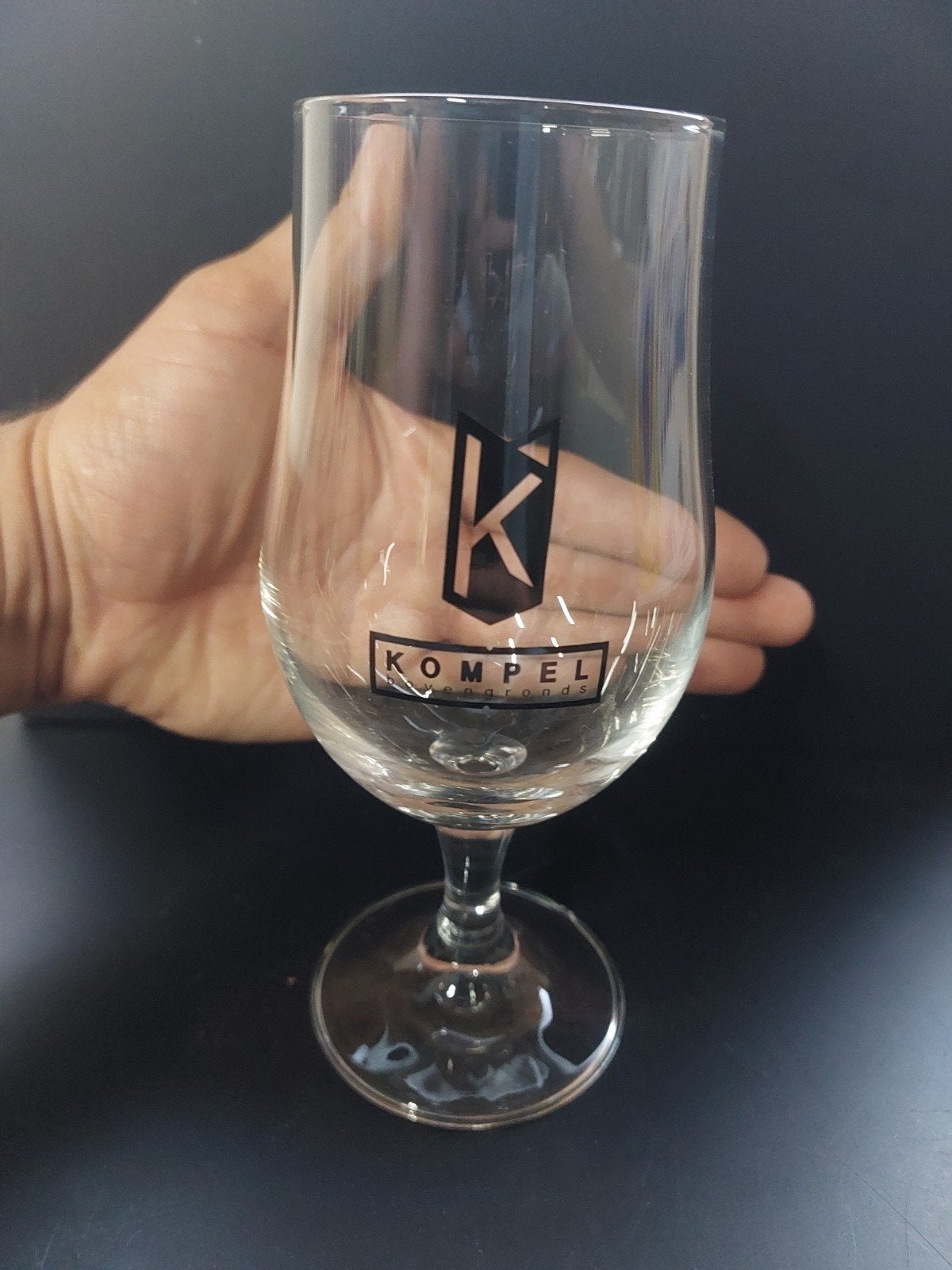 kompel bierglas bovengronds, Verzamelen, Ophalen of Verzenden, Nieuw, Bierglas