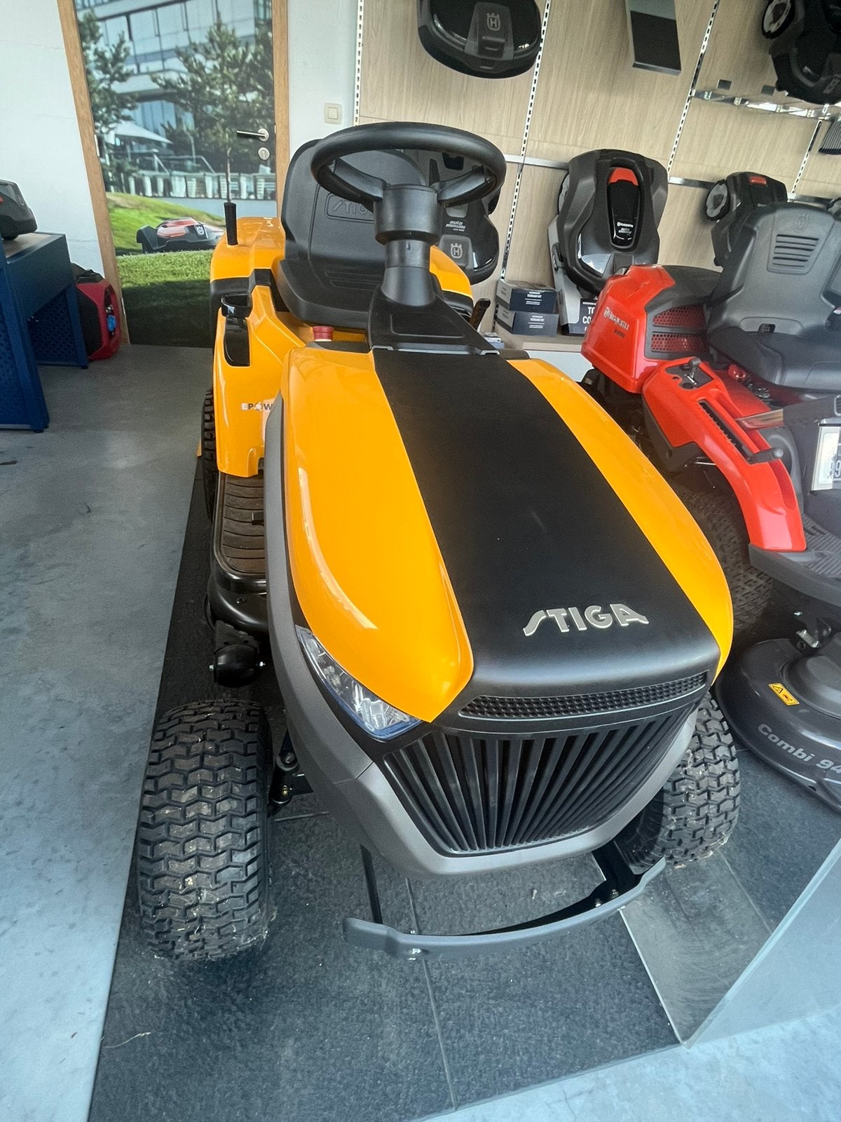 Stiga e-ride c300, Enlèvement, Neuf, Bac de ramassage, Moins de 90 cm