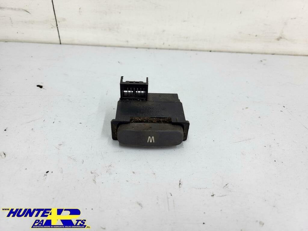 Selectiehendel automaat Volvo V70 I ('97-'00) 09459473, Gebruikt, Ophalen of Verzenden, Volvo