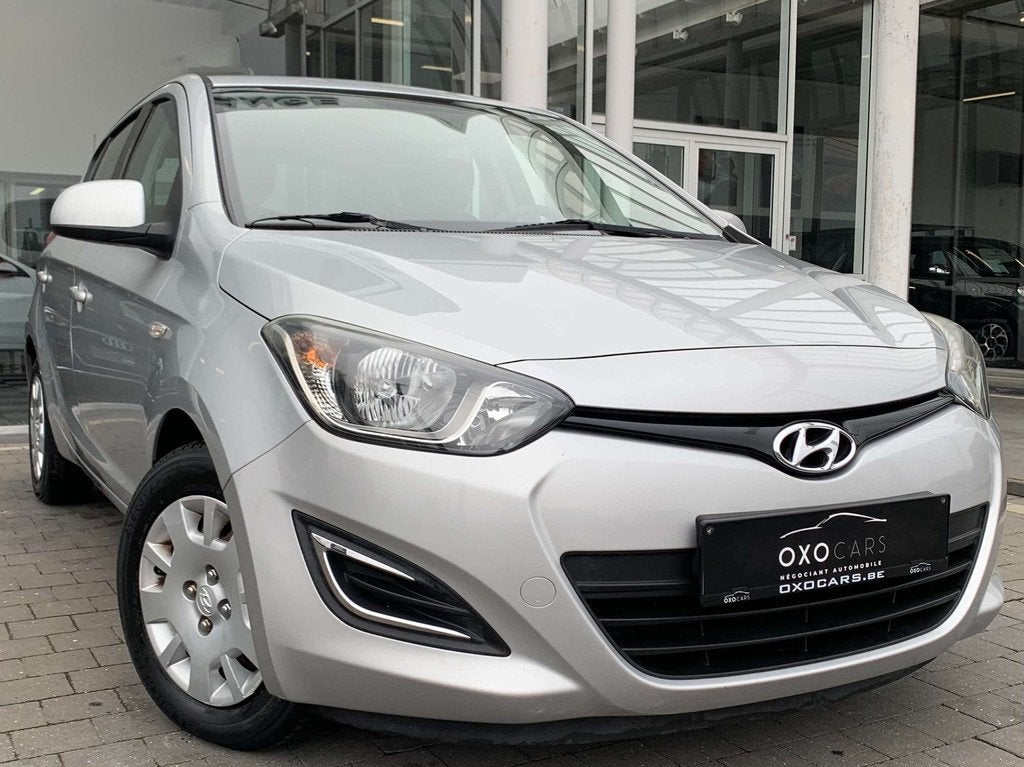 Hyundai i20 1.2i Essence / Airco / Radar de Recul / GARANTIE, Autos, Entreprise, Boîte manuelle, Tissu, 4 cylindres