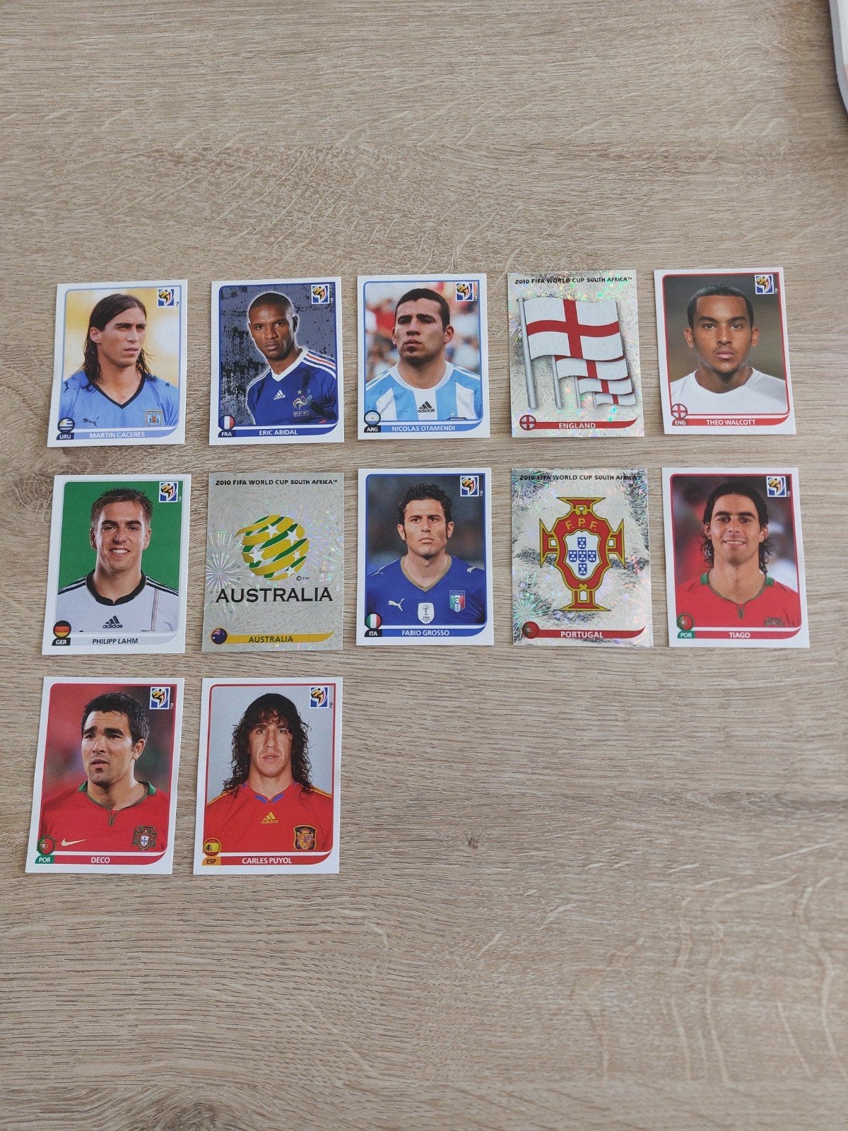 Coupe du monde Panini 2010, Enlèvement ou Envoi, Utilisé, Plusieurs autocollants