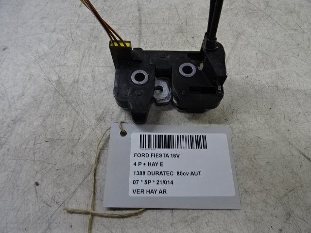 SERRURE COFFRE Ford Fiesta 5 (JD / JH) (01-2001/12-2009), Autos : Pièces & Accessoires, Utilisé, Ford, Haillon arrière
