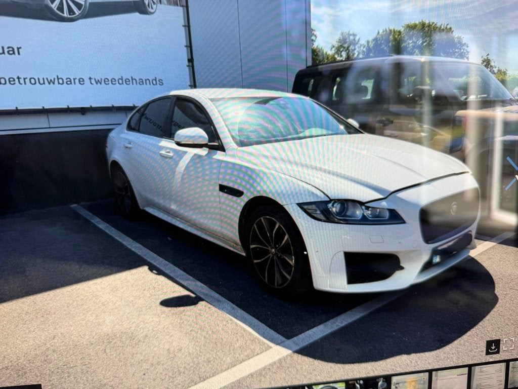 Jaguar XF 2,0 d automaat met Kapotte motor ONLY EXPORT, Auto's, Automaat, Elektrische ramen, Euro 6, Wit