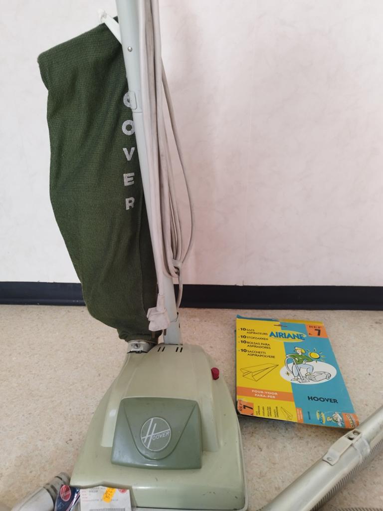 Hoover stofzuiger, Enlèvement