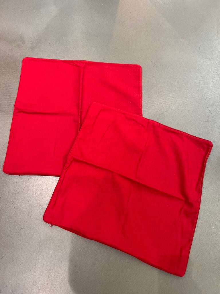 2 taies d'oreiller rouges IKEA Aina 19049, Maison & Meubles, Accessoires pour la Maison | Coussins, Enlèvement ou Envoi, Comme neuf