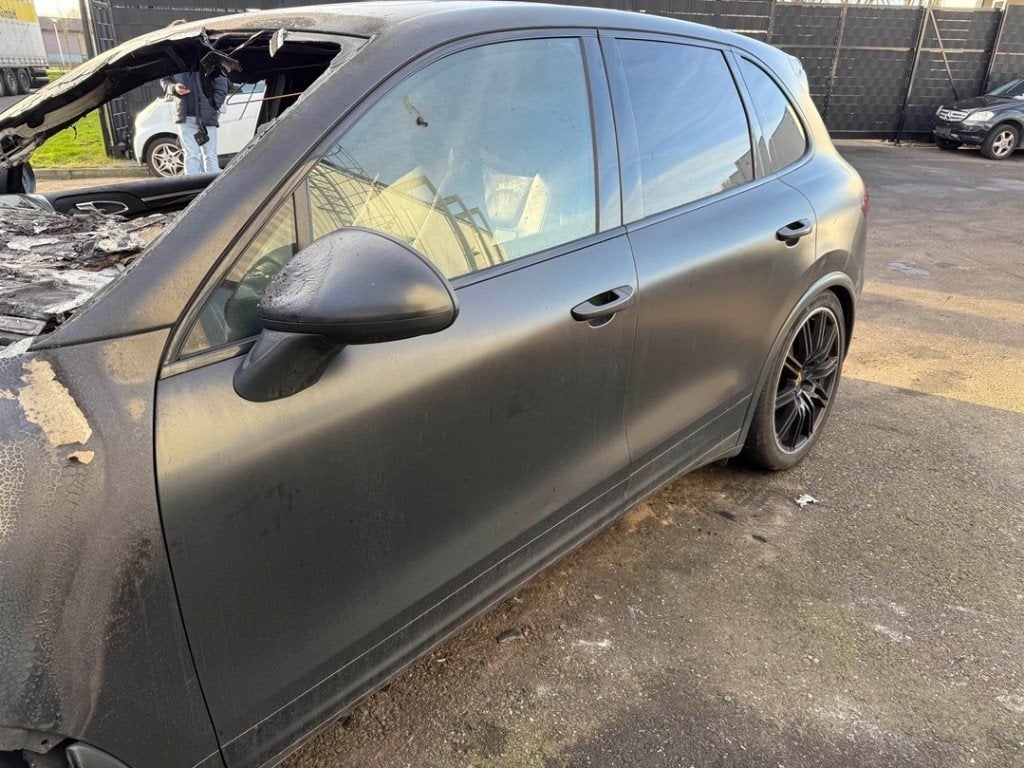PORTIER LINKS VOOR Cayenne II (92A) (|95853101100GRV|), Gebruikt, Voor, Porsche, Deur