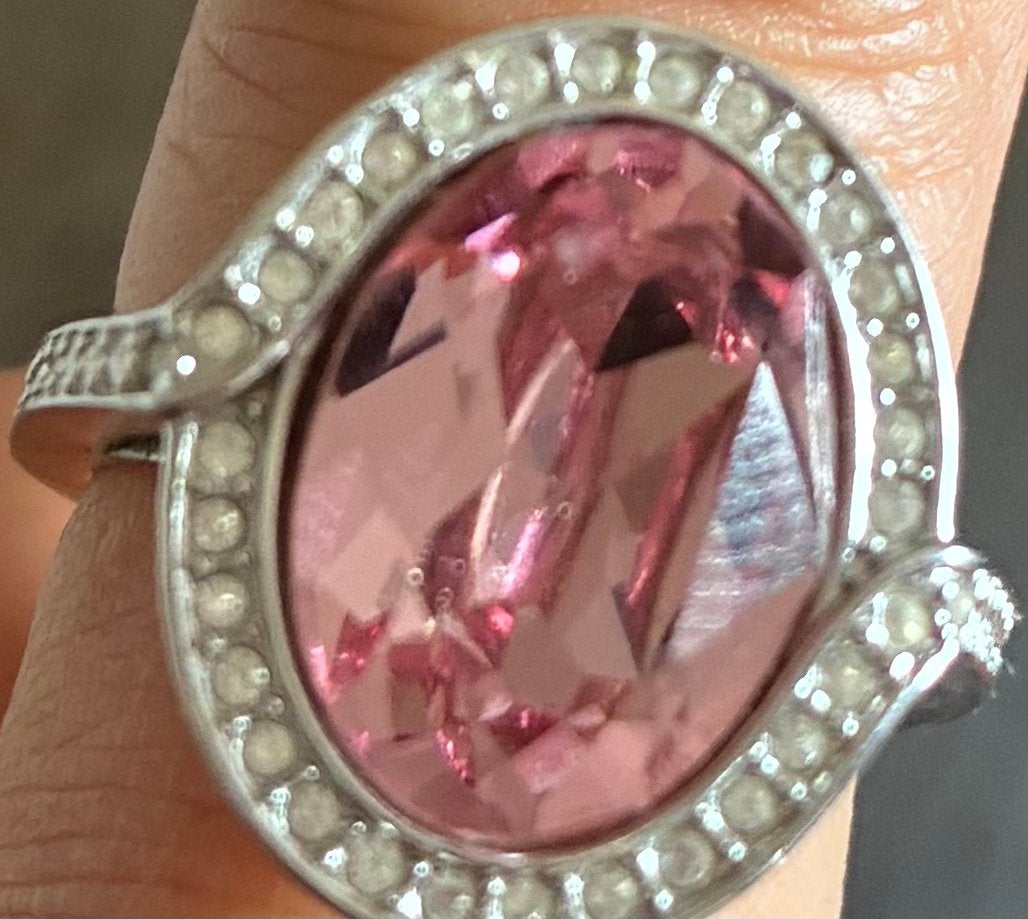 Bague Swarovski avec cristal rose — taille 56, Bijoux, Sacs & Beauté, Bagues, Envoi, Comme neuf, Rose