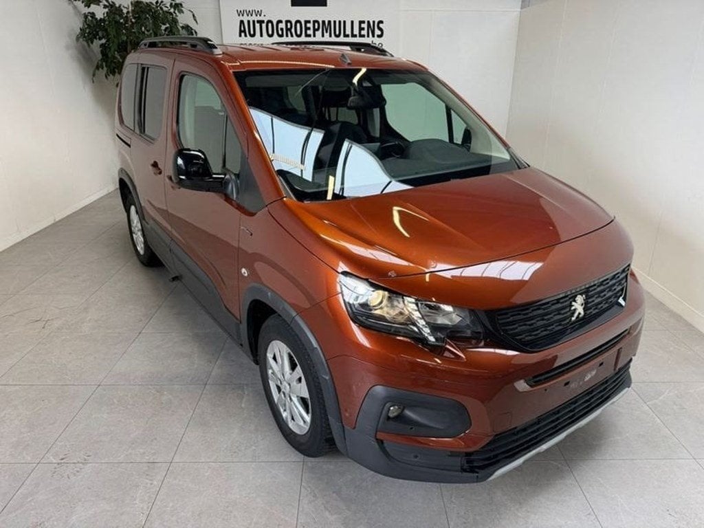 Peugeot Rifter GT Line Long, Monovolume, Bruin, 126 g/km, Parkeersensor