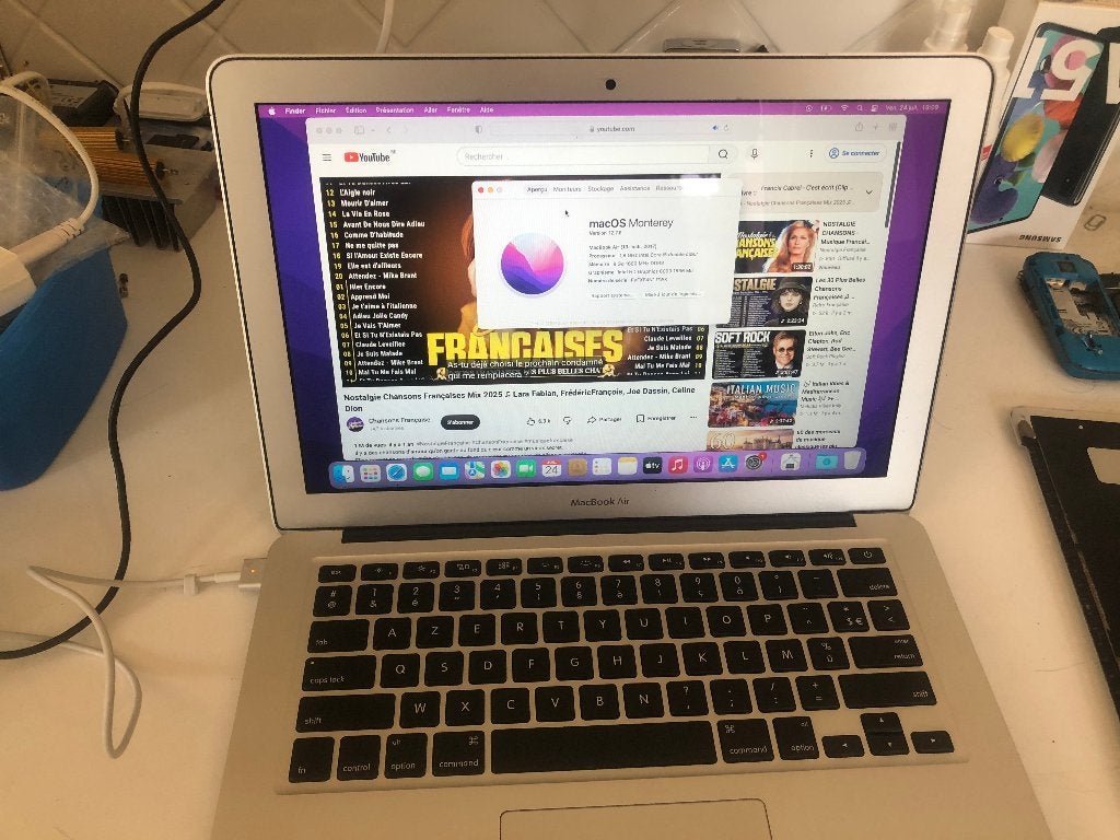A vendre Macbook Air de 2017, Utilisé, Azerty, 128 GB ou moins, 8 GB