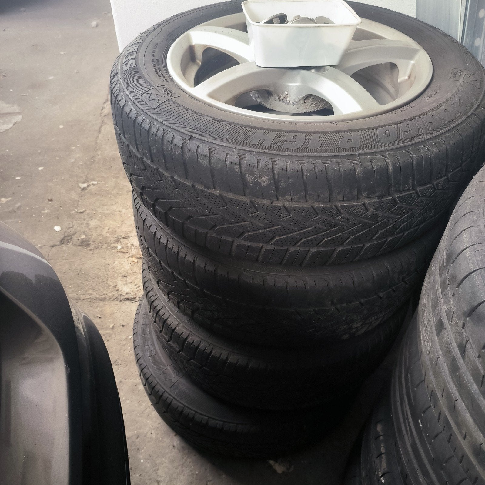 set banden op velg 205 60 R16, Auto-onderdelen, Ophalen, Band(en)