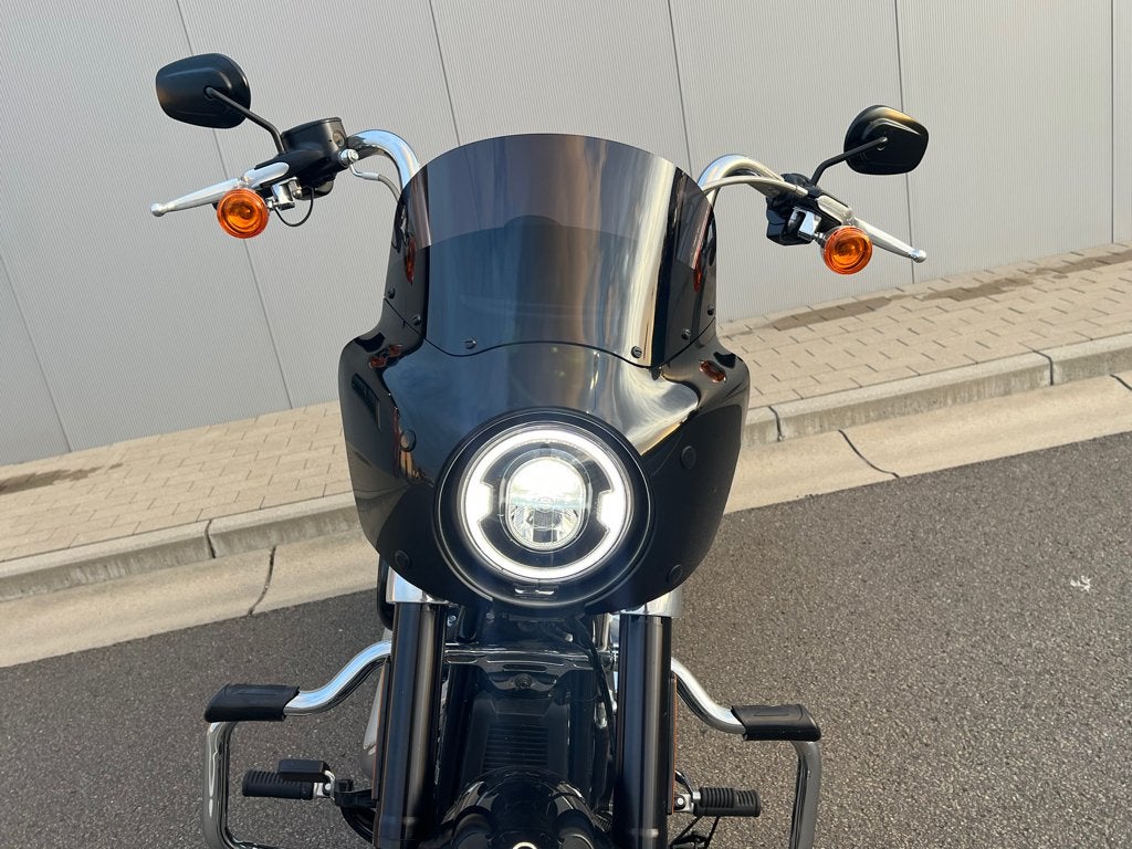 SPORT GLIDE  12/204 - 4.106.km, Entreprise, Plus de 35 kW, Chopper, 2 cylindres