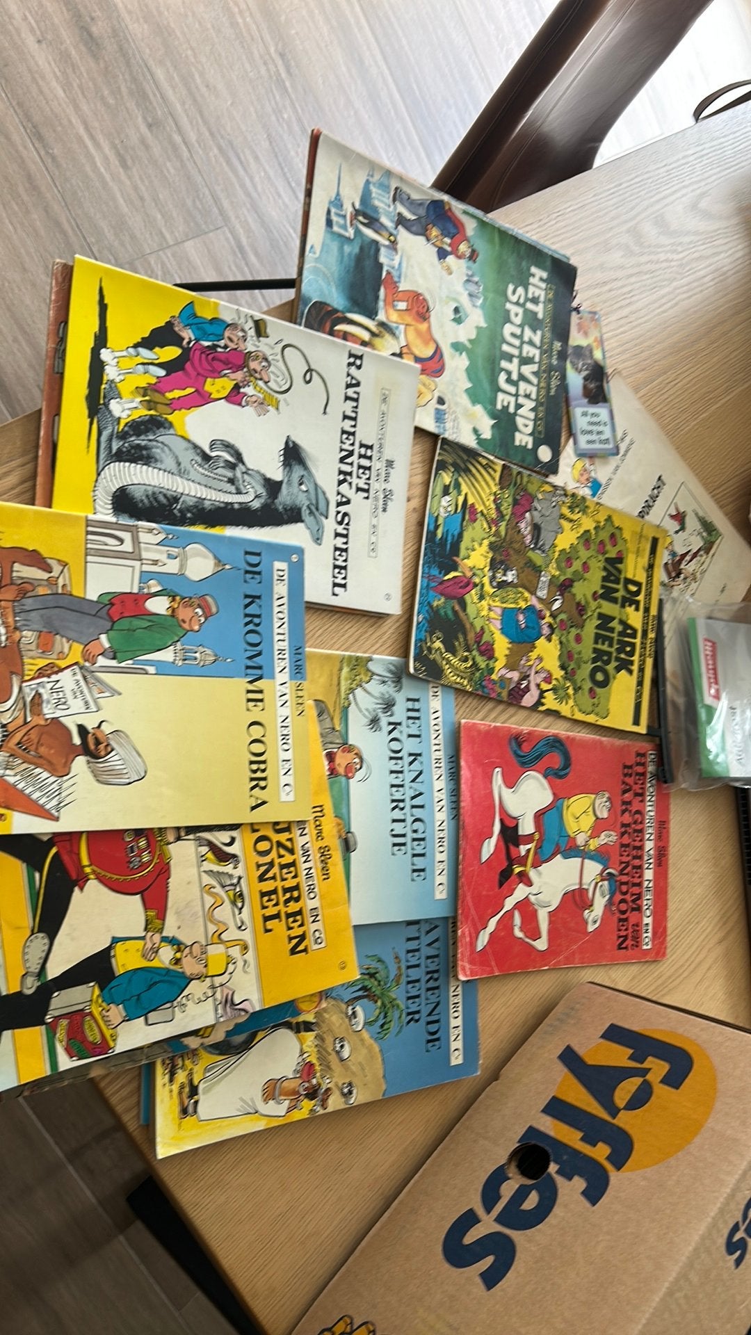 14 waardevolle strips nero zwart wit, Boeken, Ophalen, Zo goed als nieuw