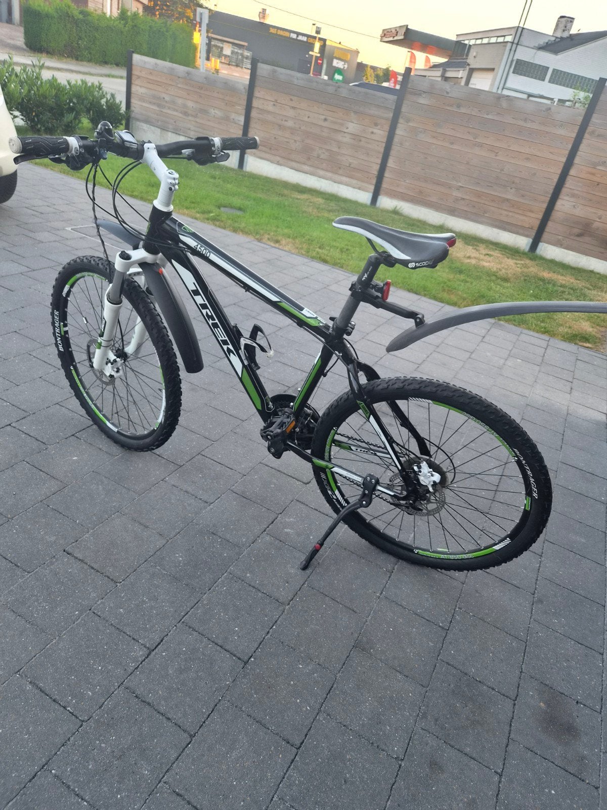 VTT TREK TAILLE M, Enlèvement, Comme neuf, Suspension