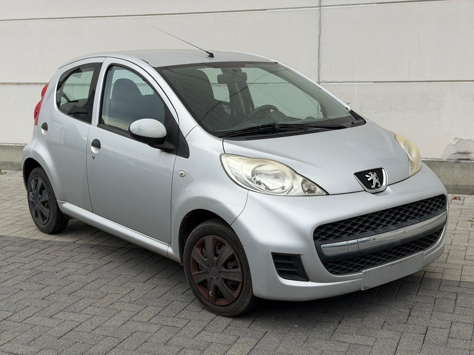 Peugeot 107 1.0i* benzine 68dkm! 5 deurs topwagen, Euro 5, https://public.car-pass.be/vhr/02f3ceb2-7384-405d-af5e-9aba4f9bdf5a