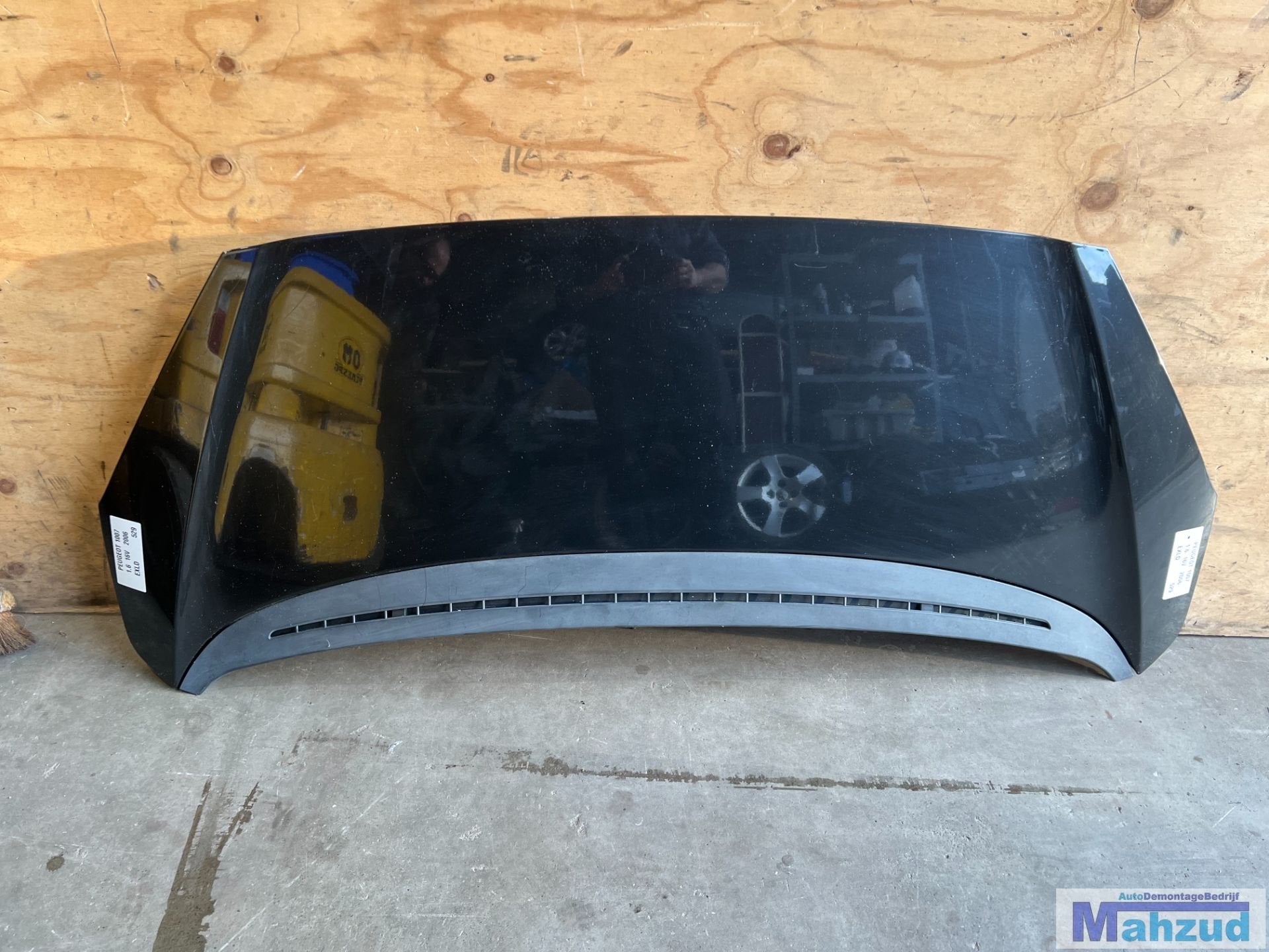 PEUGEOT 1007 Zwart EXLD motorkap 2005+, Auto-onderdelen, Taurusavenue 1
2132 LS  Hoofddorp, NL, Gebruikt, Contact.group@renault.com