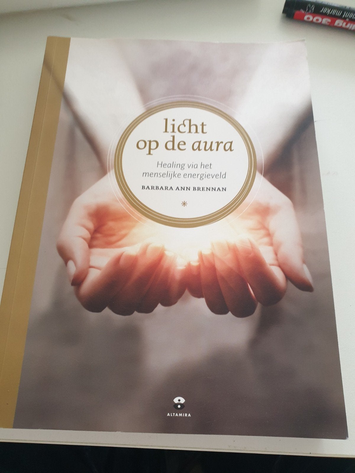Barbara Ann Brennan - Licht op de aura.  Editie 2021, Boeken, Esoterie en Spiritualiteit, Ophalen of Verzenden