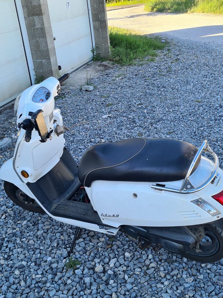 Kymco like 50cc kilometer teller 8800 klm in goede staat, Ophalen of Verzenden