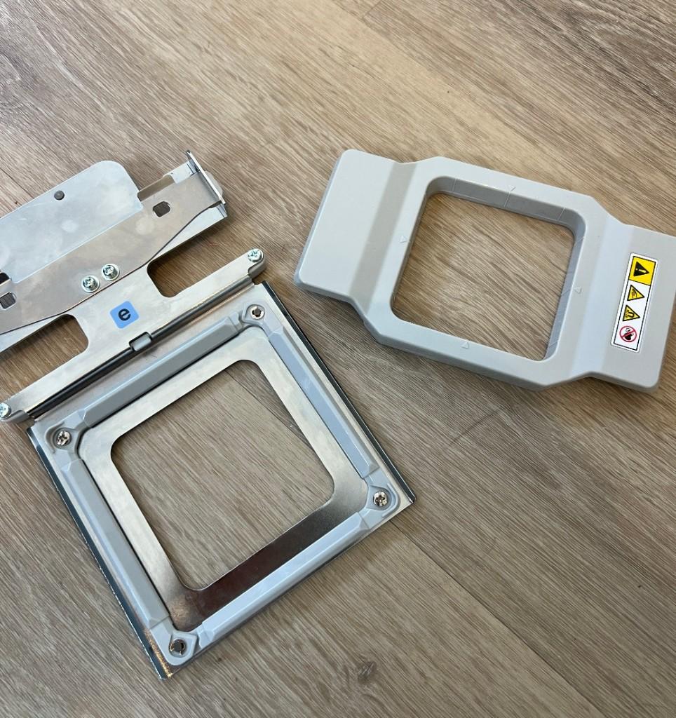 Brother PR-VR magnetisch raam en arm 50x50mm, Nieuw, Ophalen of Verzenden, Accessoires, Industrieel