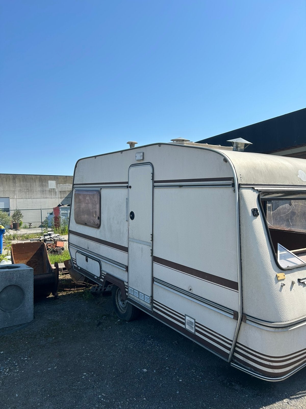 Caravan gratis, Particulier