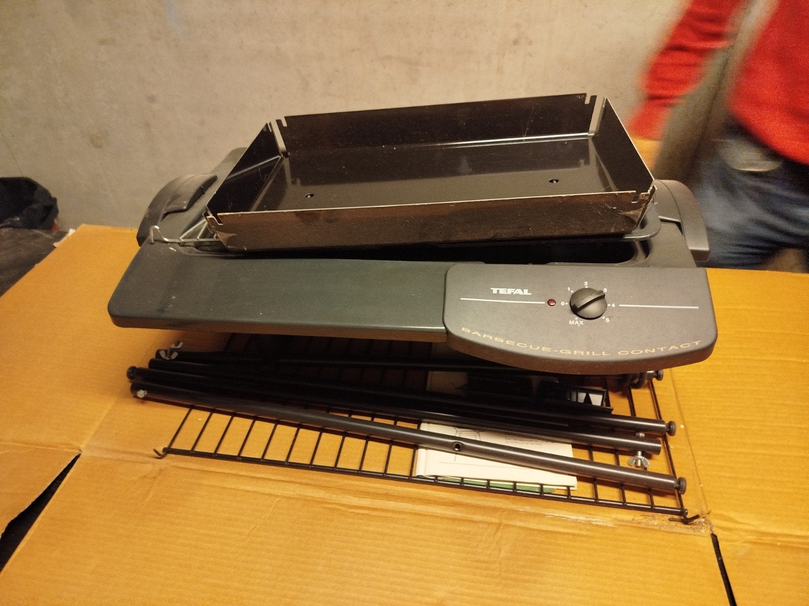 Elektrische barbecue nieuw, Caravans en Kamperen, Ophalen, Zo goed als nieuw