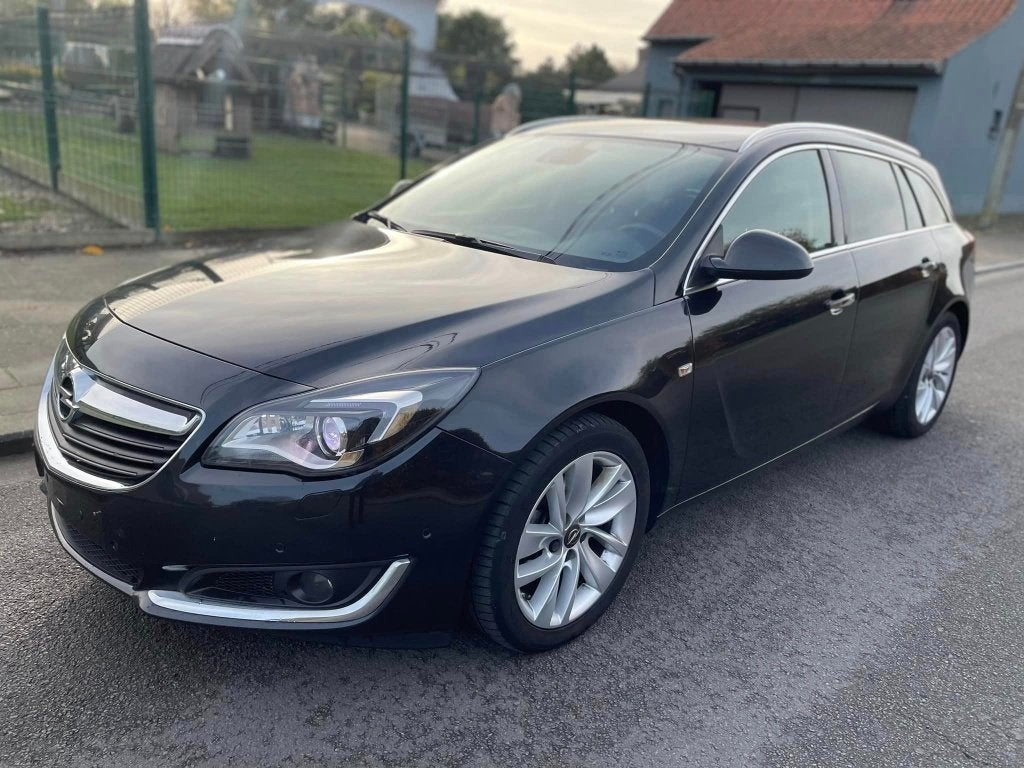 OPEL INSIGNIA 1,6 2017, Auto's, Voorwielaandrijving, 4 cilinders, 1600 cc, Zwart