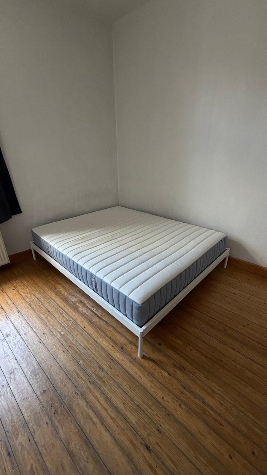 Tweepersoonsbed + matras 160x200, Immo