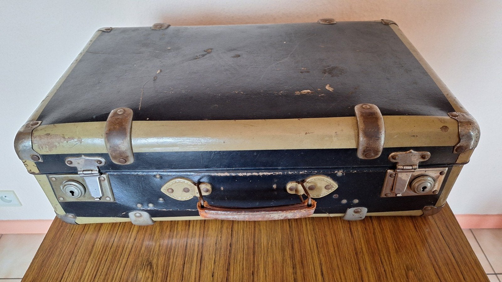 Authentieke vintage vulcanfiber reiskoffer ca. 1940–1950., Antiek en Kunst, Ophalen