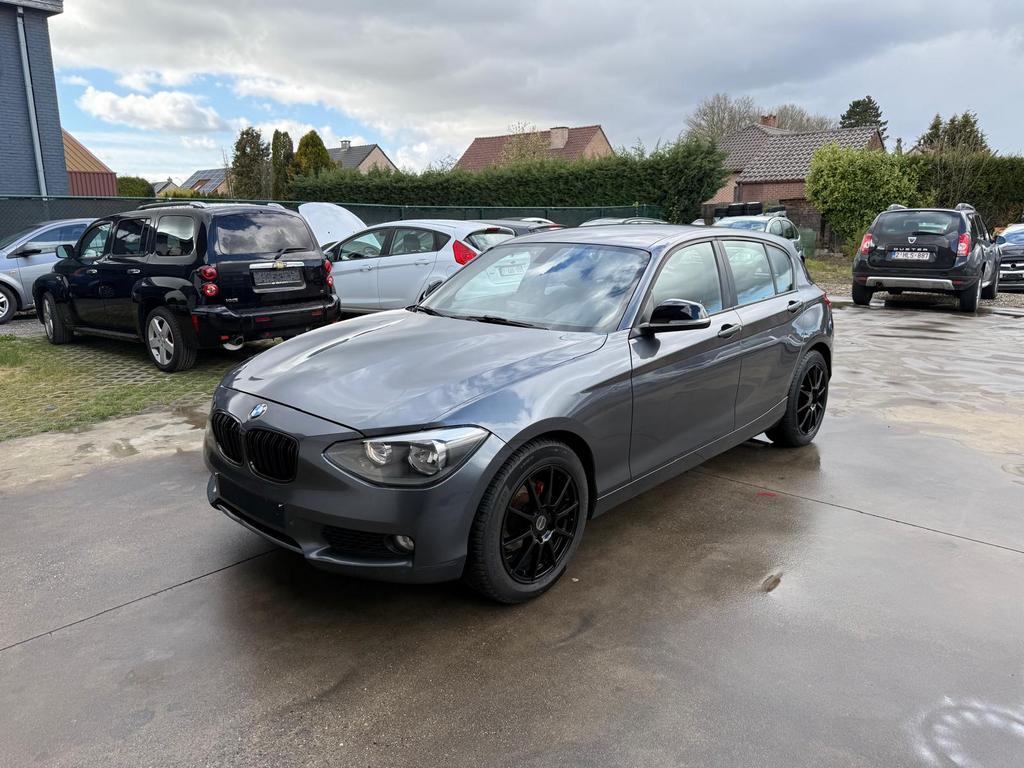 BMW 116i BENZINE M-PACK 1.6 LITER **EXPORT**, Bluetooth, 1 Reeks, Bedrijf, Grijs