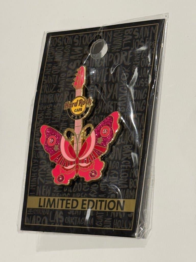 PINS HARD ROCK CAFE, Ophalen