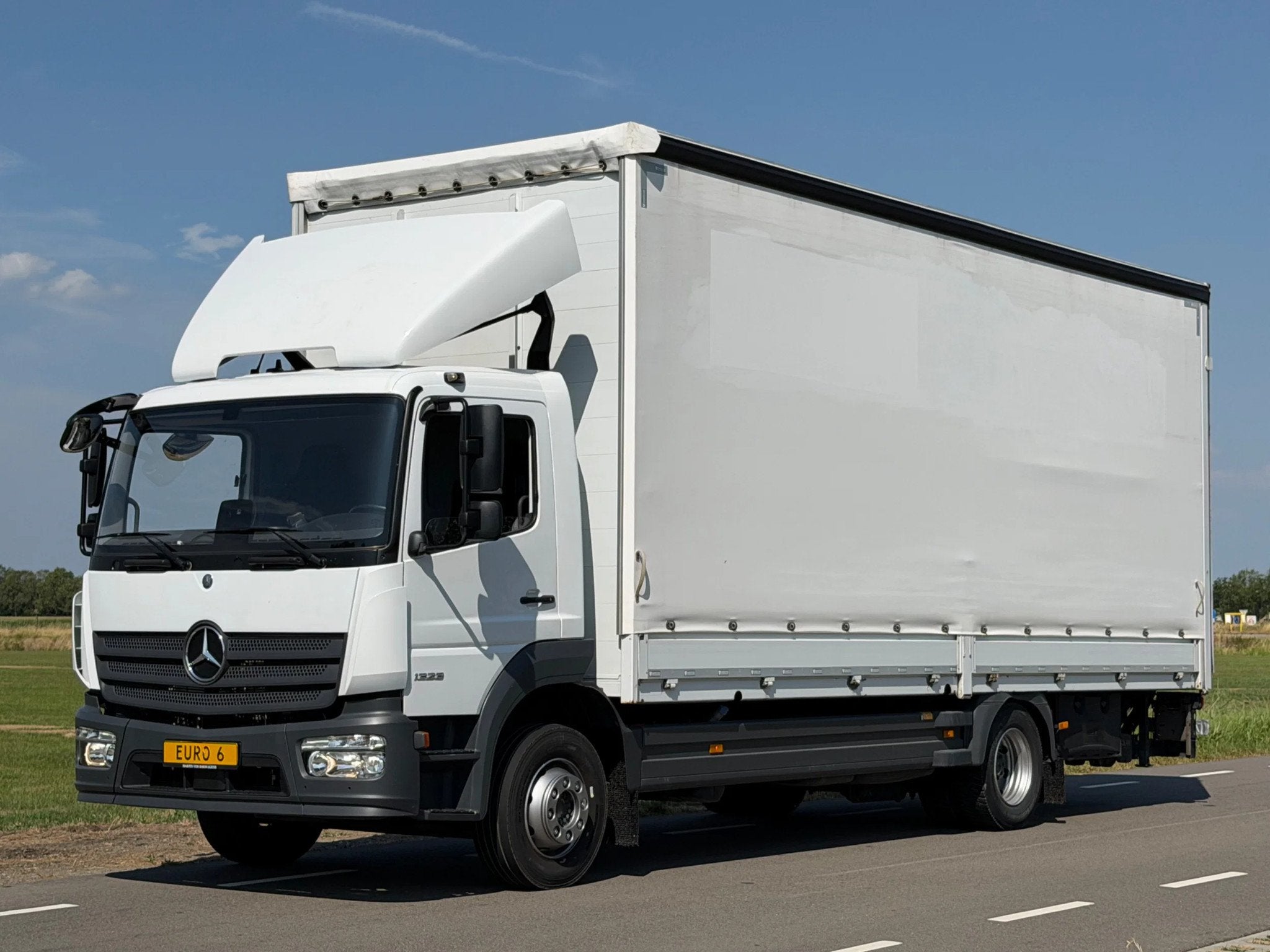 Mercedes-Benz 1317 ATEGO1323L EURO6. 723x248x289 ! 2 Tons La, Autos, Achat, Euro 6, Autres carburants, Mercedes-Benz