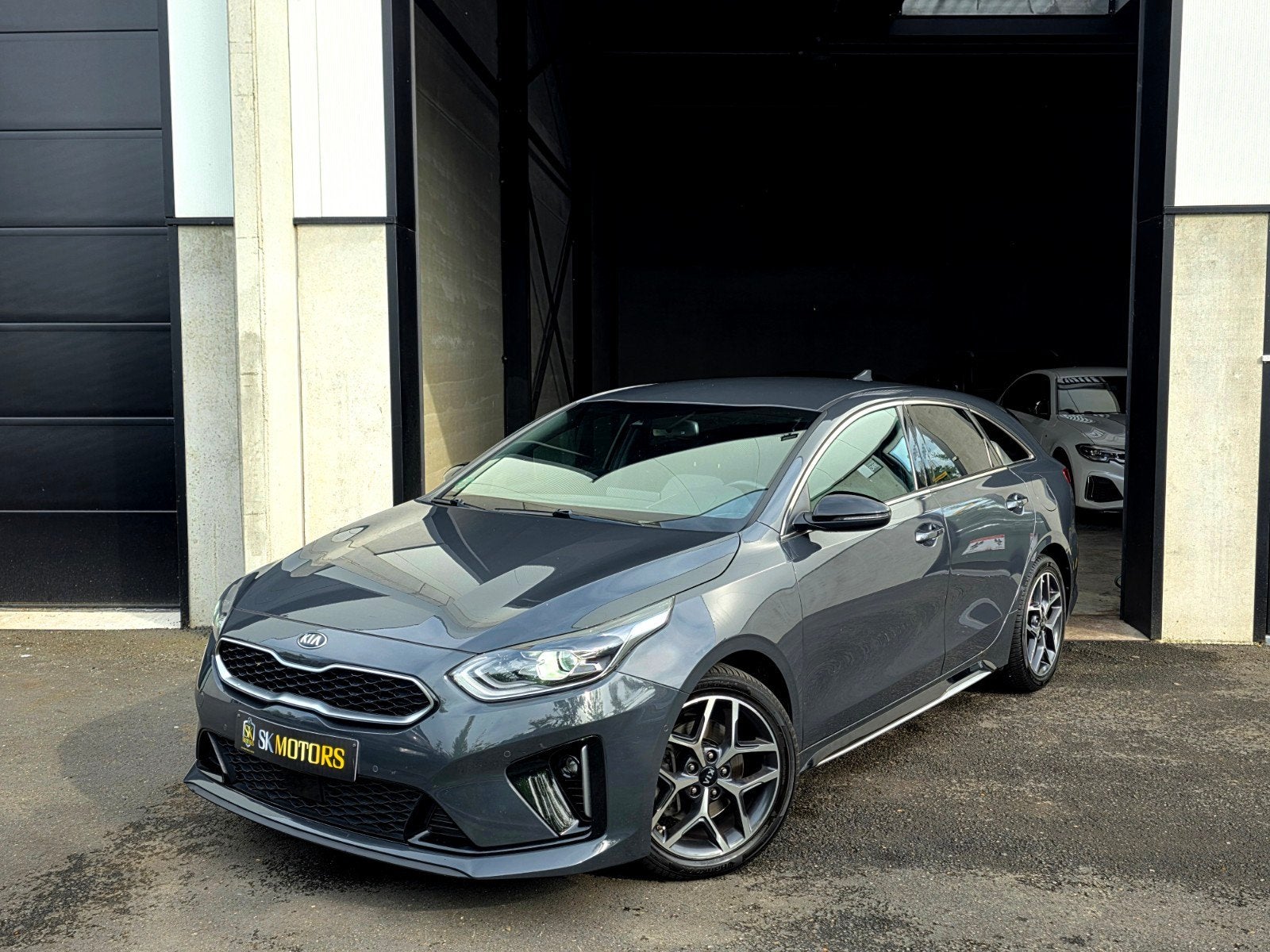 Proceed GT-LINE Facelift 1.5T 160PK Automaat ACC Virt. CockP, Auto's, Kia, 4 cilinders, Leder en Stof, https://public.car-pass.be/vhr/a42c9a71-86d0-4b38-9727-895397446edc