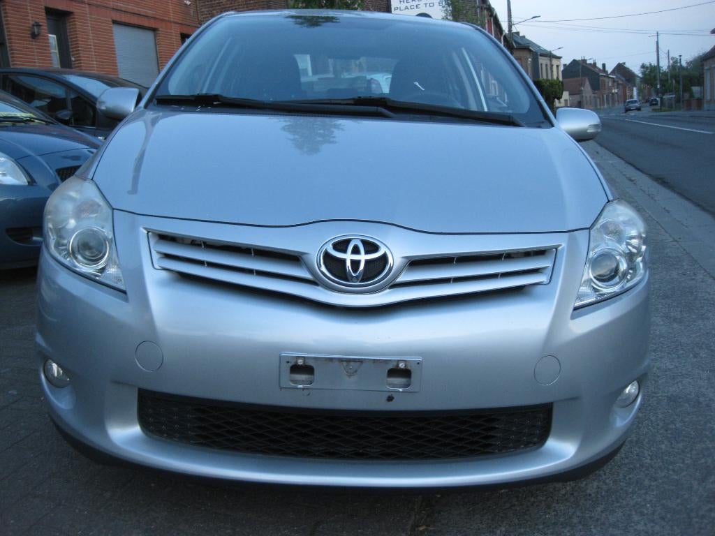 Toyota Auris 1.4 Diesel Clim Ct ok Garantie, Entreprise, 110 g/km, Noir, 5 portes